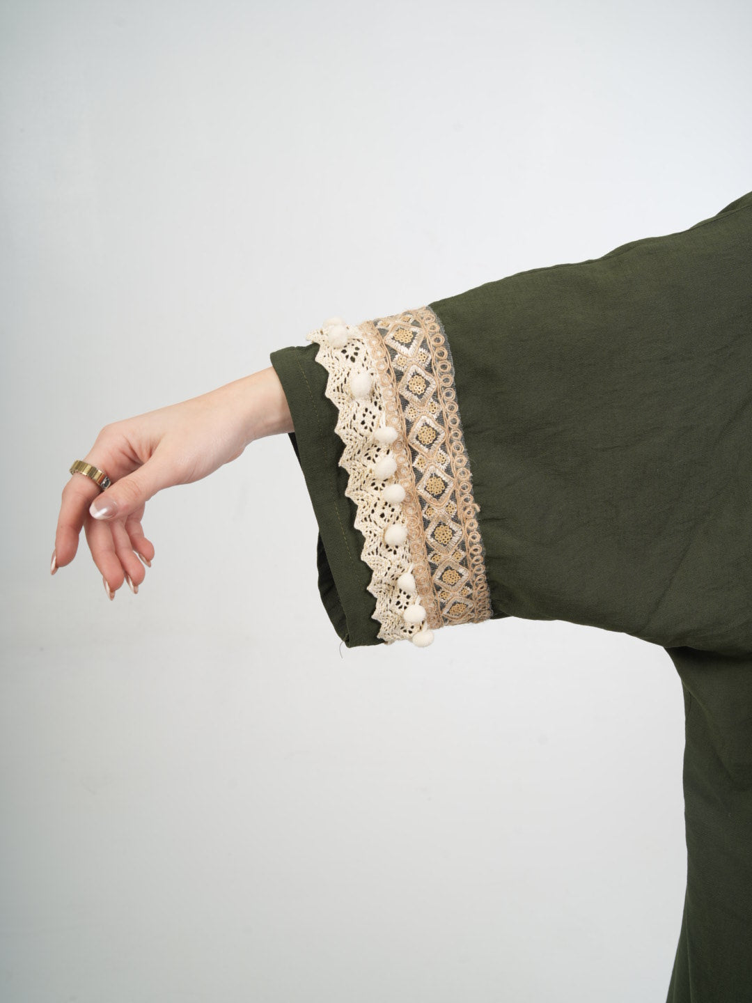 Olive Noor Embroidered Sleeve Kaftan