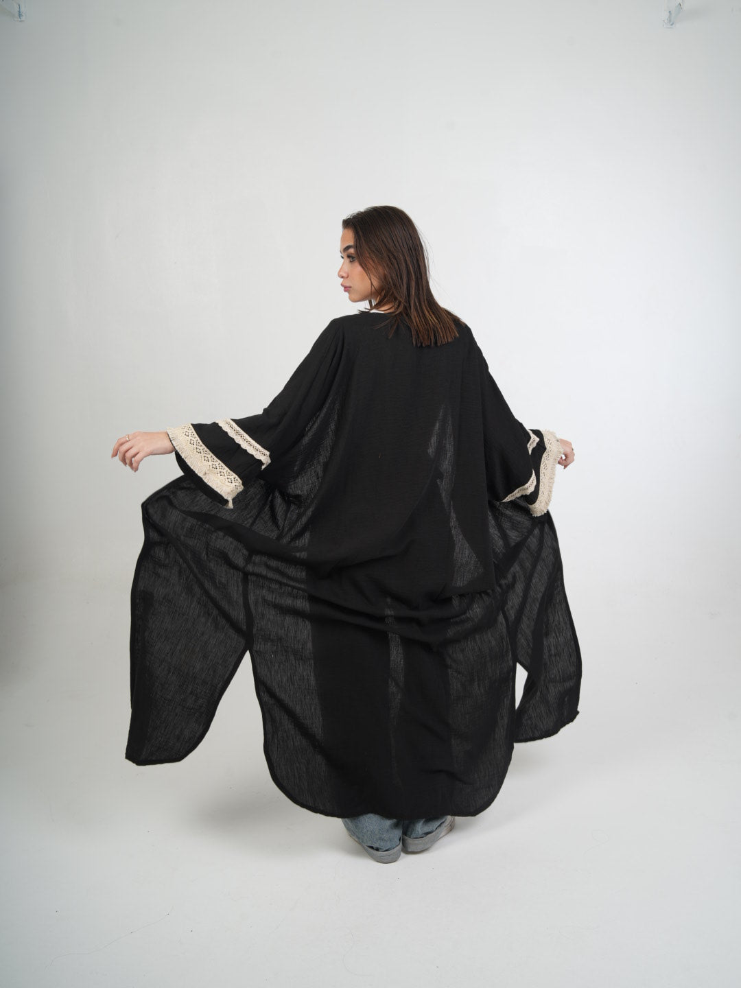 Layali Lace Trim Kaftan